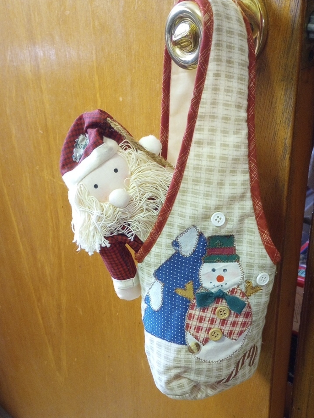 NWT Christmas Holiday Set: Santa Claus Doll in Embroidered Fabric Snowman Bag